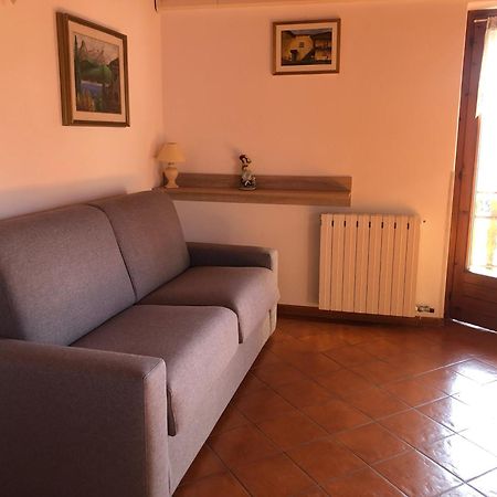 Appartamento Laura Brenzone sul Garda Exterior photo
