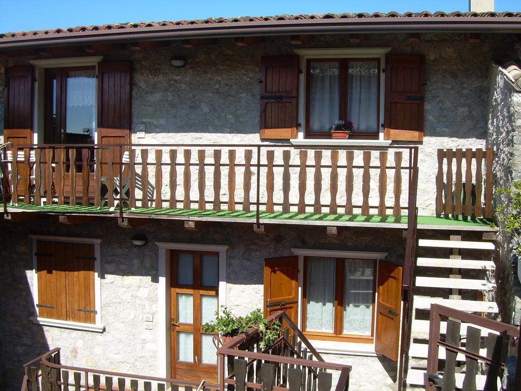 Appartamento Laura Brenzone sul Garda Exterior photo