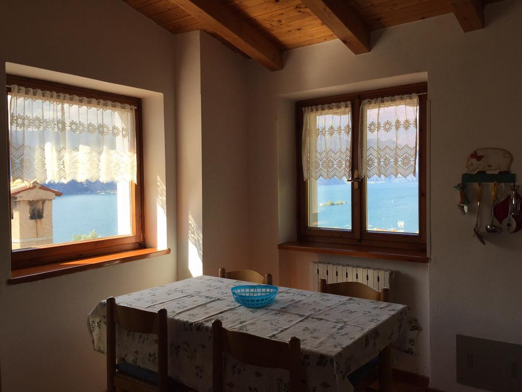 Appartamento Laura Brenzone sul Garda Exterior photo
